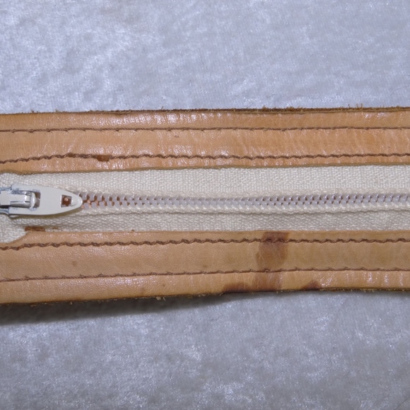 The Orange Peel Vintage Belt Bronze Medallion Med